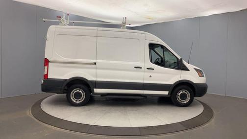 2017 Ford Transit-250 130 WB Medium Roof Cargo