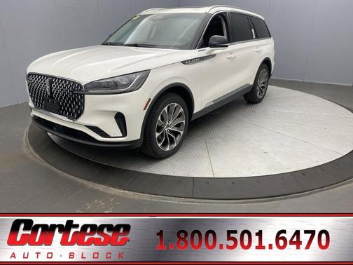 White 2025 Lincoln Aviator Premiere