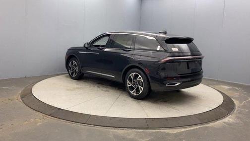Black 2026 Lincoln Nautilus Premiere