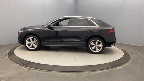 2019 Audi Q8 Premium Plus