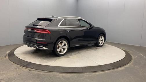 2019 Audi Q8 Premium Plus