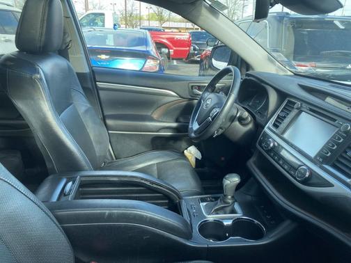 2017 Toyota Highlander