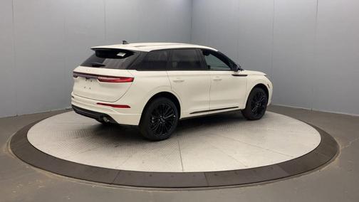 2025 Lincoln Corsair Reserve