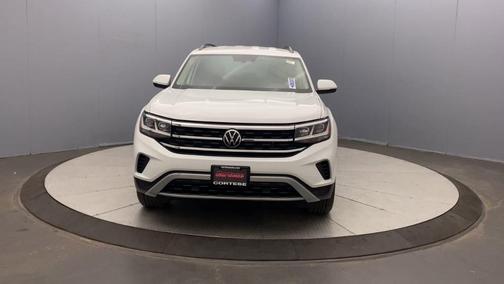 2023 Volkswagen Atlas 3.6L SE w/Technology