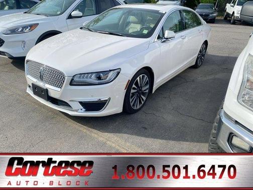 White 2019 Lincoln MKZ Reserve II
