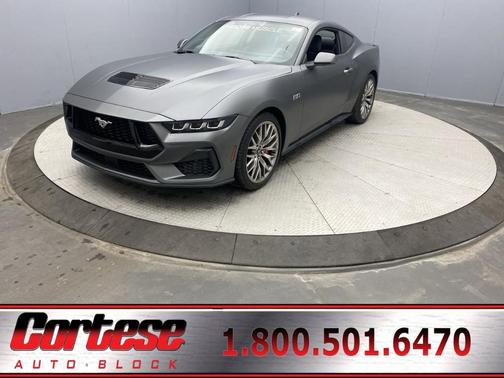 2025 Ford Mustang 