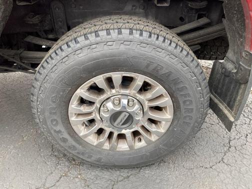 2022 Ford F-350 Lariat Super Duty