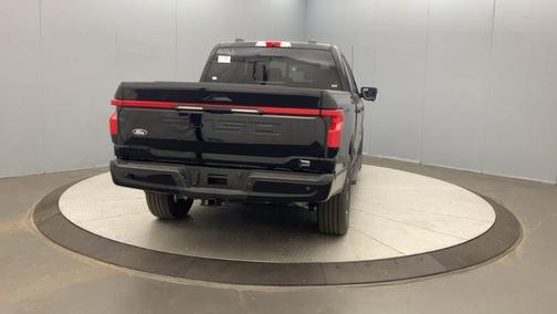 2025 Ford F-150 Lightning Platinum