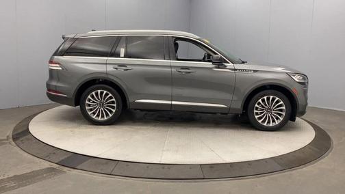 2024 Lincoln Aviator Premiere
