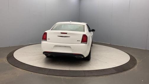 2023 Chrysler 300 Touring L