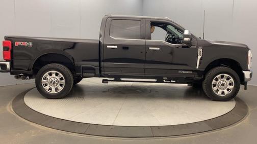 2024 Ford F-350 Lariat Super Duty