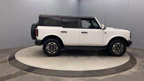 White 2026 Ford Bronco Outer Banks
