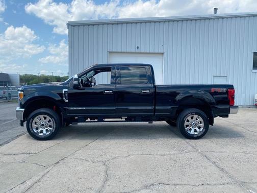 Shadow Black 2017 Ford F-250 Lariat