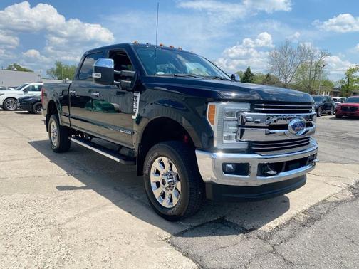 Shadow Black 2017 Ford F-250 Lariat