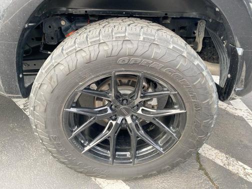 Agate Black Metallic 2022 Ford F-150 Raptor