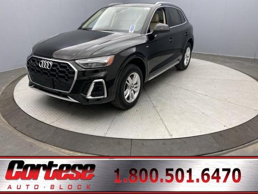 2022 Audi Q5 45 S line quattro Premium