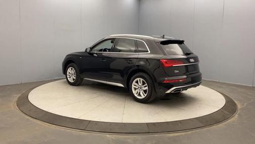 2022 Audi Q5 45 S line quattro Premium