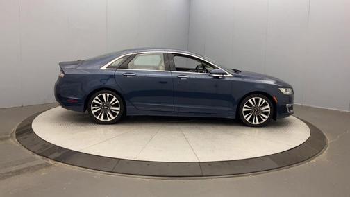 2017 Lincoln MKZ Select