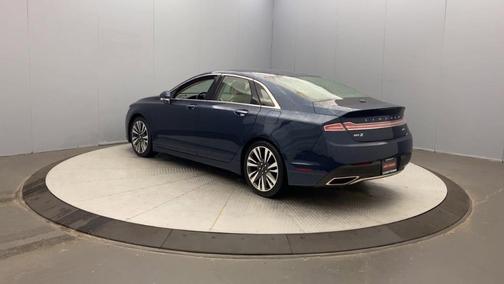 2017 Lincoln MKZ Select