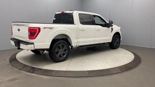 Oxford White 2023 Ford F-150 XLT