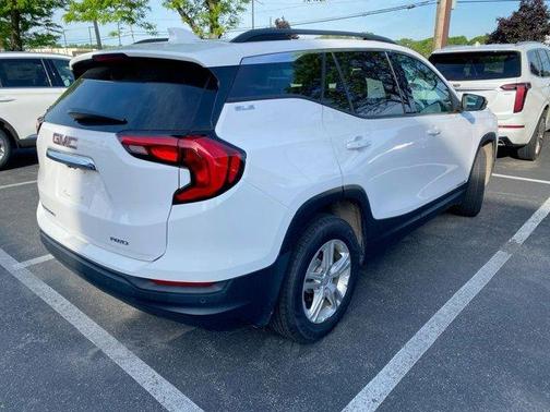 Summit White 2019 GMC Terrain SLE
