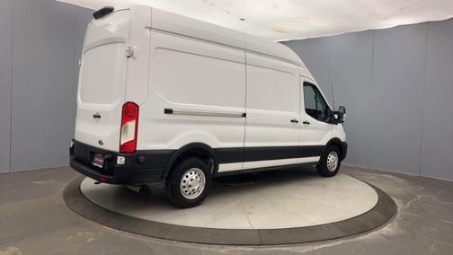 Oxford White 2023 Ford Transit-250 Base