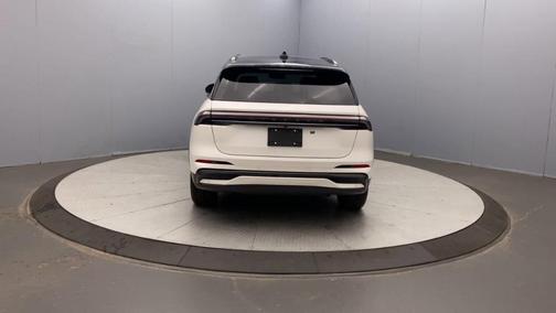 2025 Lincoln Nautilus Reserve