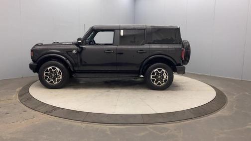 Black 2025 Ford Bronco Outer Banks