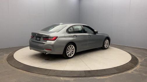 2023 BMW 330 i xDrive