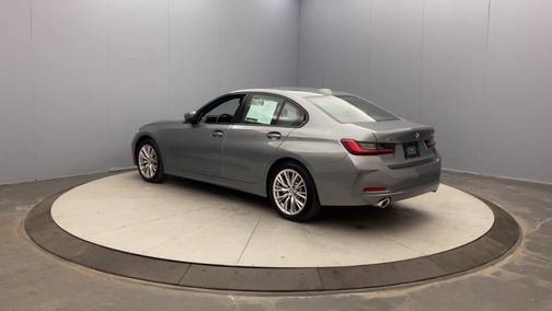 2023 BMW 330 i xDrive
