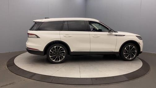 2025 Lincoln Aviator Reserve AWD