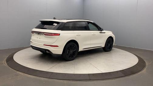 2025 Lincoln Corsair Premiere