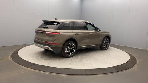 2025 Lincoln Corsair Reserve