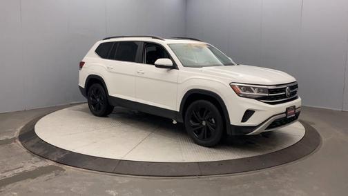 2022 Volkswagen Atlas 3.6L SE w/Technology