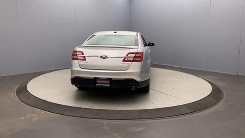 Ingot Silver Metallic 2018 Ford Taurus Limited