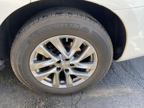 2013 INFINITI JX35 Base