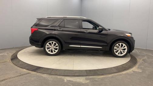 2024 Ford Explorer Platinum