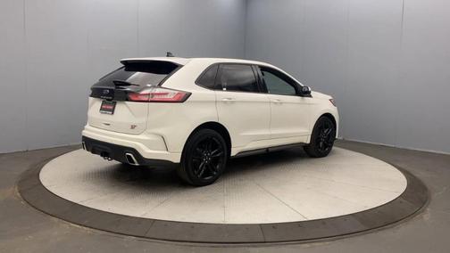 2022 Ford Edge ST