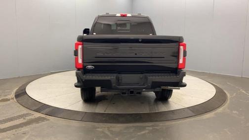 2025 Ford F-250 Platinum