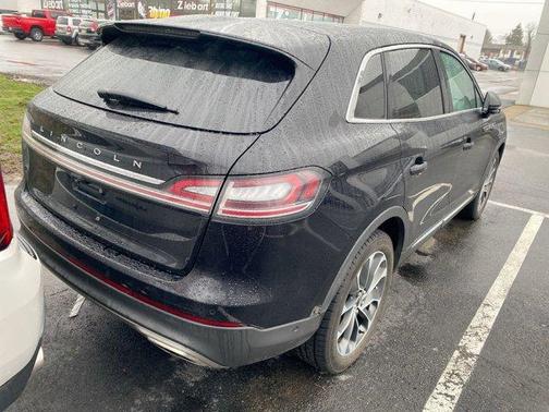 2021 Lincoln Nautilus Reserve