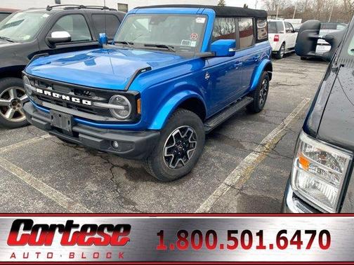 Velocity Blue Metallic 2024 Ford Bronco Outer Banks
