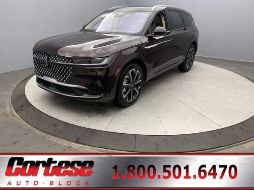 2025 Lincoln Nautilus Reserve