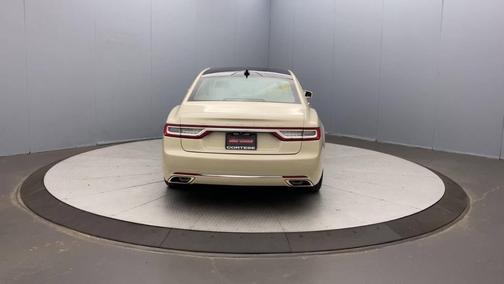 2018 Lincoln Continental Select