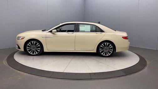 2018 Lincoln Continental Select