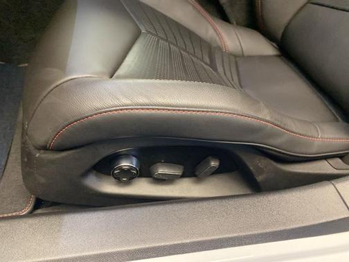 2023 Chevrolet Corvette Stingray w/3LT