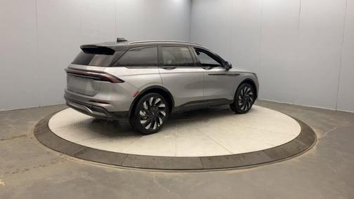 2025 Lincoln Nautilus Reserve