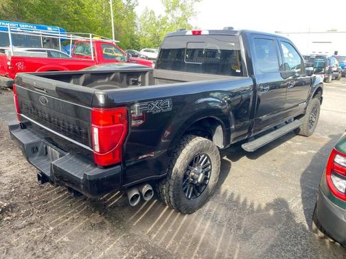 Black Metallic 2022 Ford F-250 Lariat