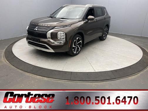 2022 Mitsubishi Outlander SEL
