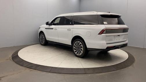 2025 Lincoln Navigator L Black Label