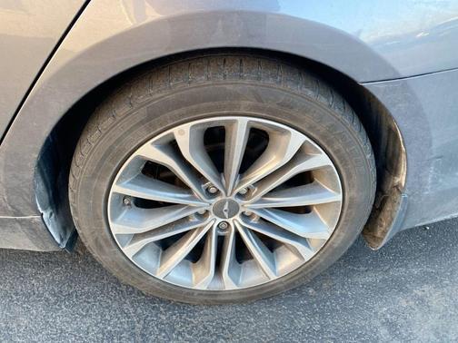 2016 Hyundai Genesis 3.8